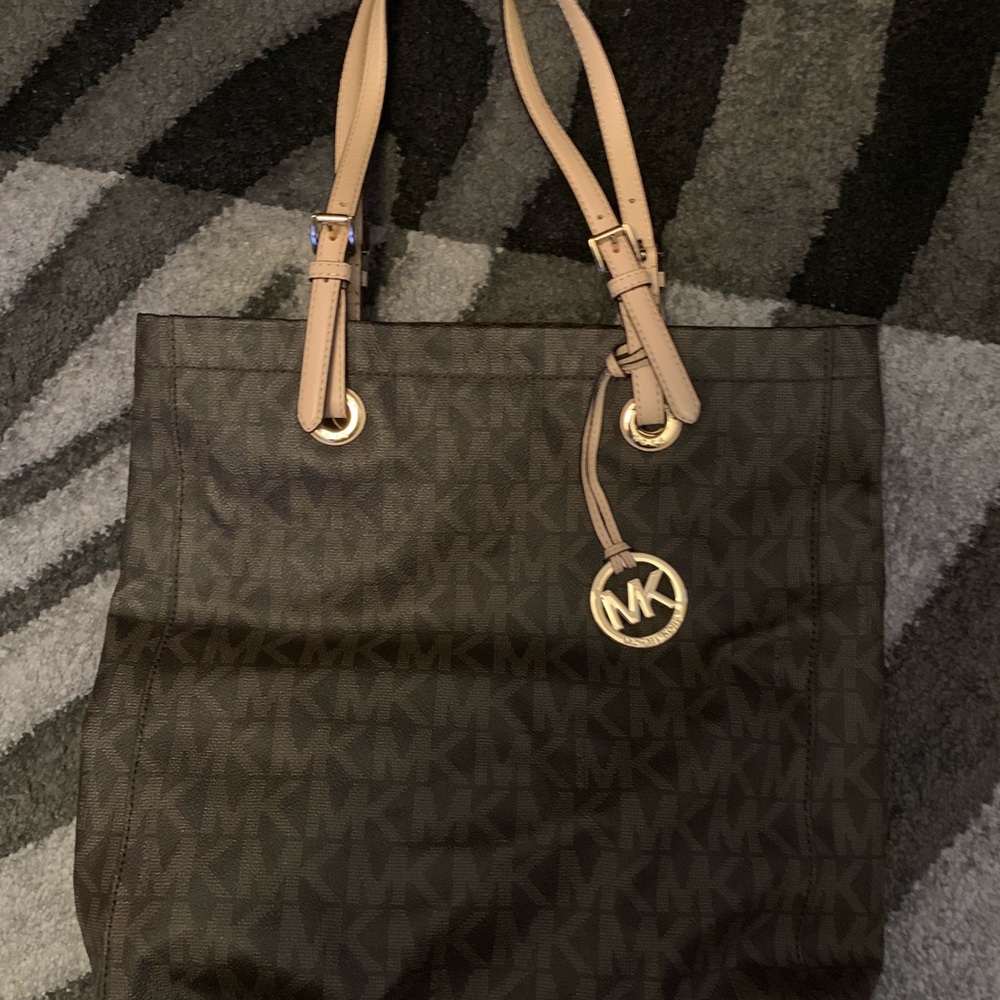 Michael Kors bag